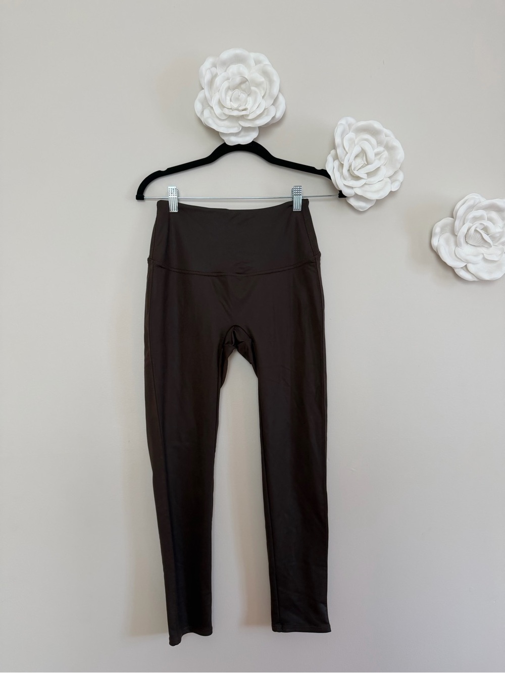 DG2 by Diane Gilman Brown High-Waist Active Leggings